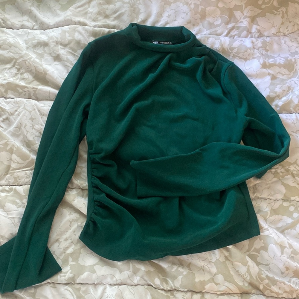 Zara cute green long sleeve